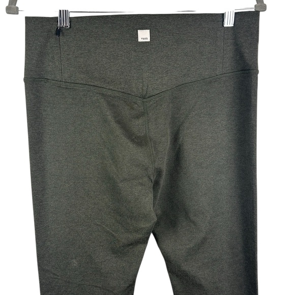 Vuori Women’s olive Green Leggings - Picture 5 of 8